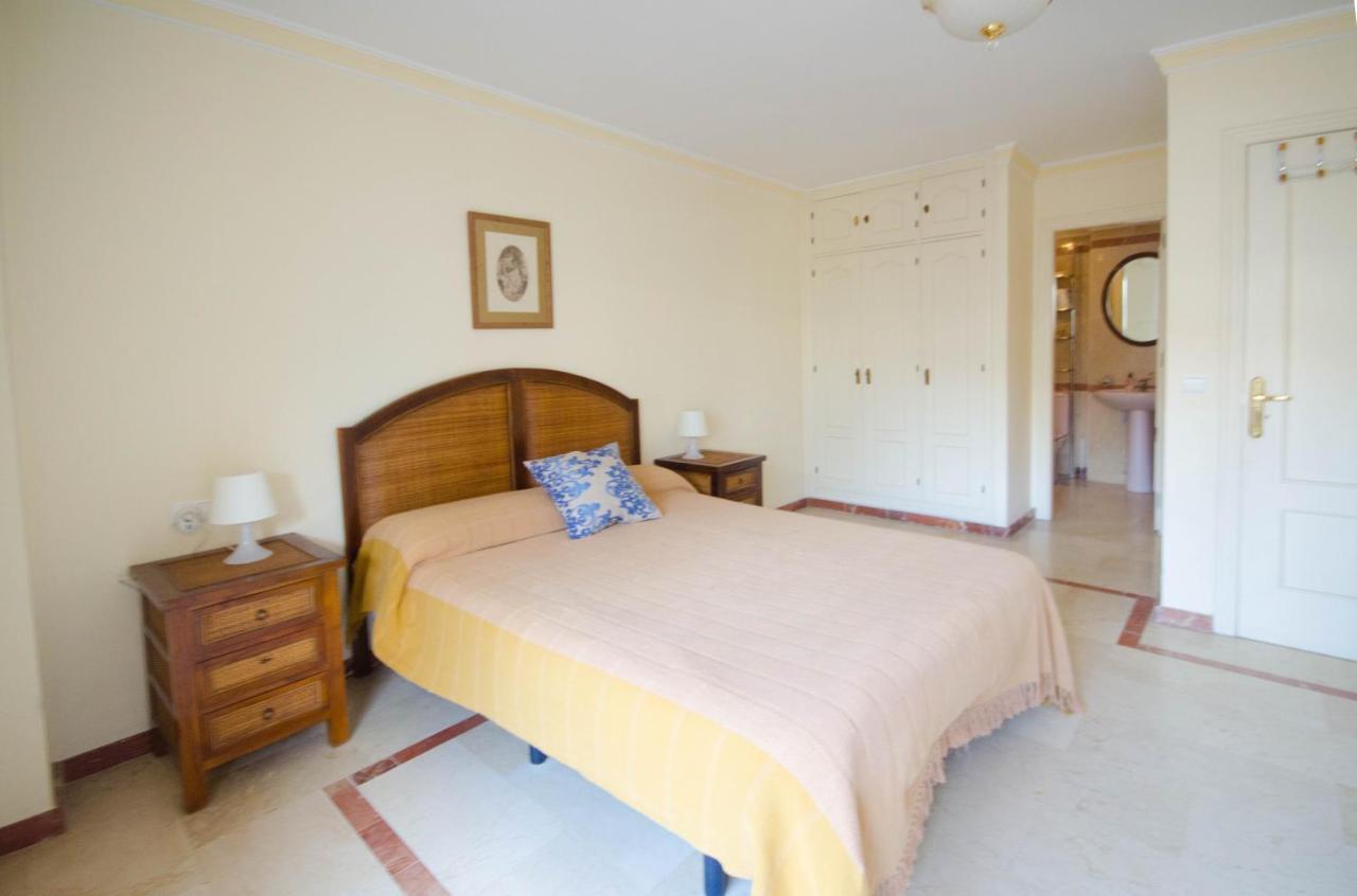 אסטפונה Aparment Neptuno- Located On The Promenade A Few Metres From The Beach. מראה חיצוני תמונה