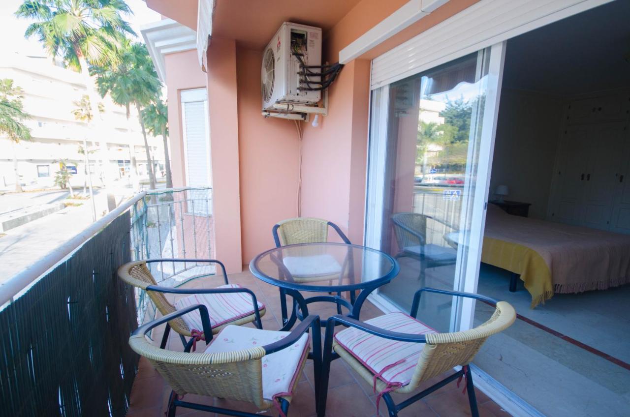 אסטפונה Aparment Neptuno- Located On The Promenade A Few Metres From The Beach. מראה חיצוני תמונה