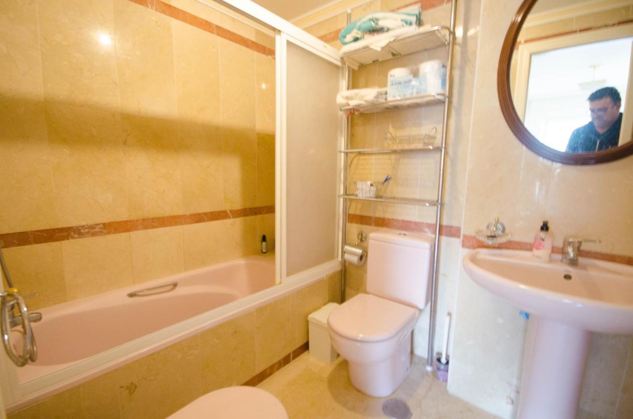 אסטפונה Aparment Neptuno- Located On The Promenade A Few Metres From The Beach. מראה חיצוני תמונה