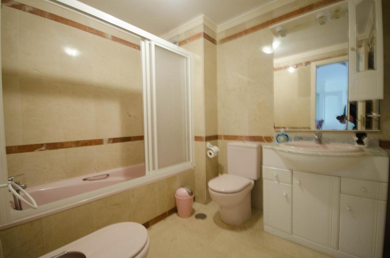 אסטפונה Aparment Neptuno- Located On The Promenade A Few Metres From The Beach. מראה חיצוני תמונה